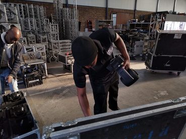 Crew loading event gear